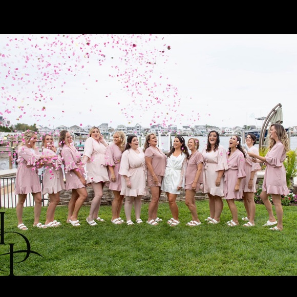 Bridesmaid Ruffled Robe - Picture 6 of 7